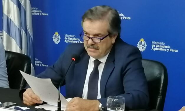 Ministro Uriarte disertó en la FAO.