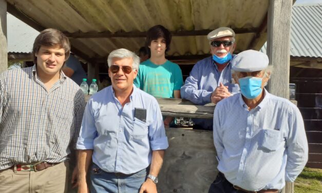 Local Paso Casildo, 490 vacunos a U$S 342.