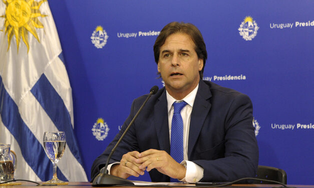 Lacalle Pou firmó decreto que prorroga BPS