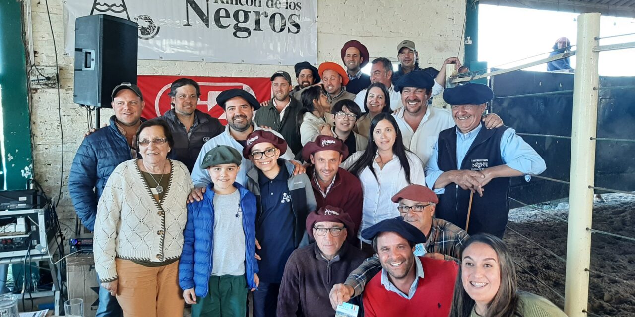 Con gran demanda se colocaron los toros de Rincón de los Negros