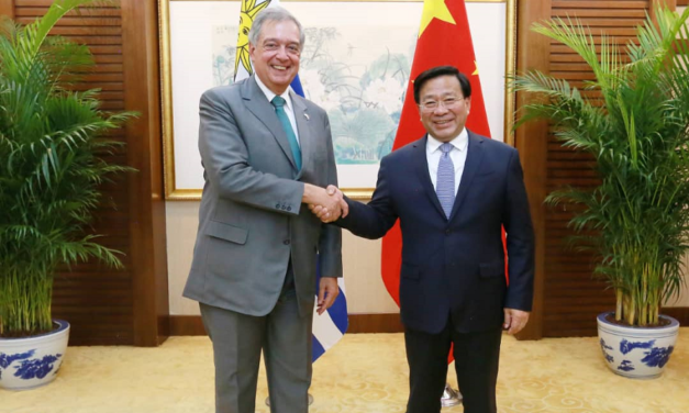 Mattos se reunió con el nuevo ministro de China