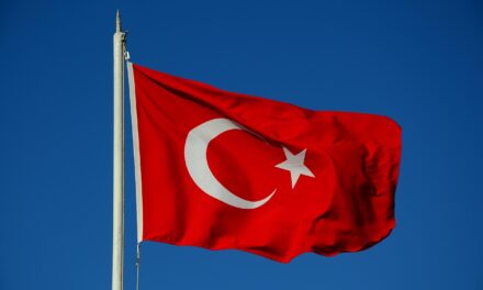 Turquía cierra todos los mercados de ganado por aftosa